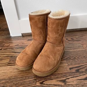 Ugg Classic Short Boots sz 10